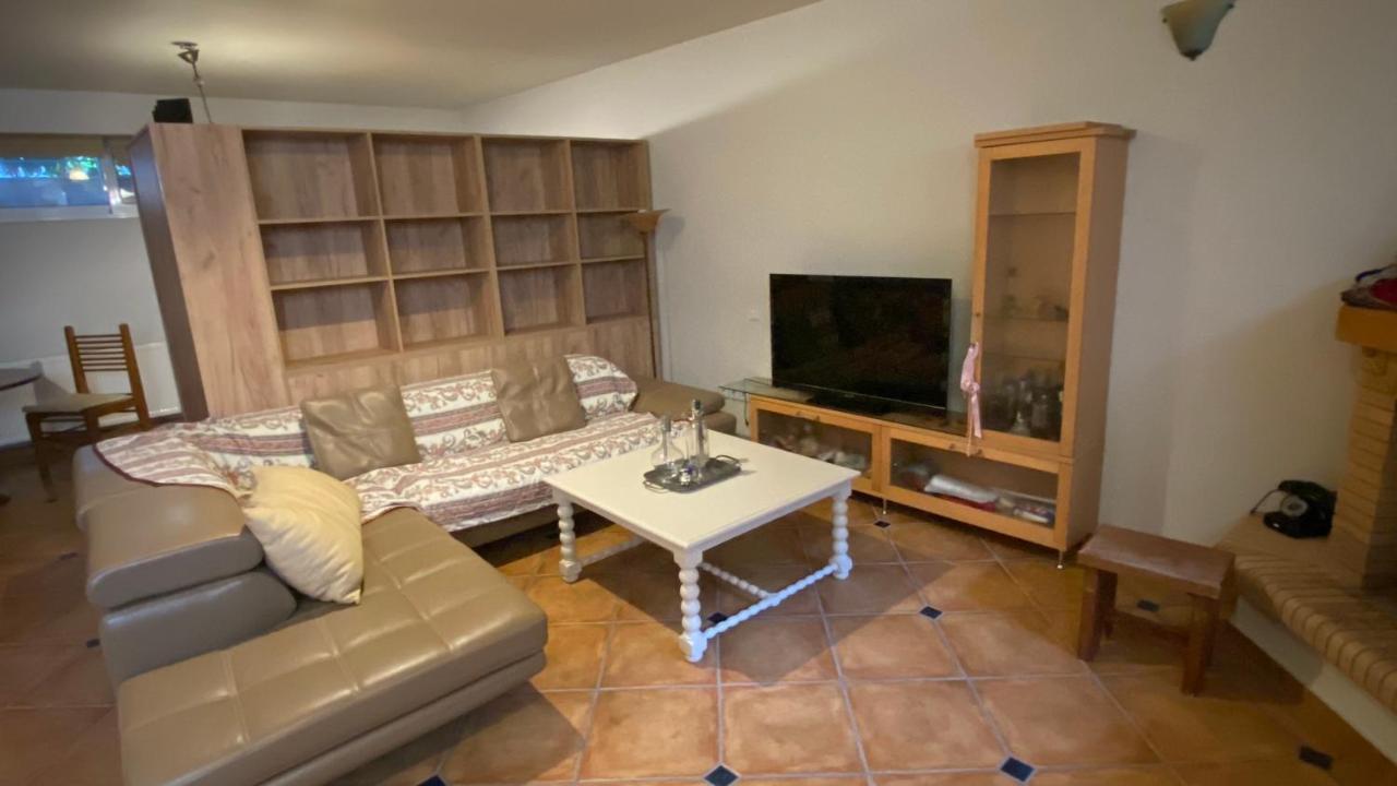 Seaside Family Apartment - Kalamata Farai Экстерьер фото